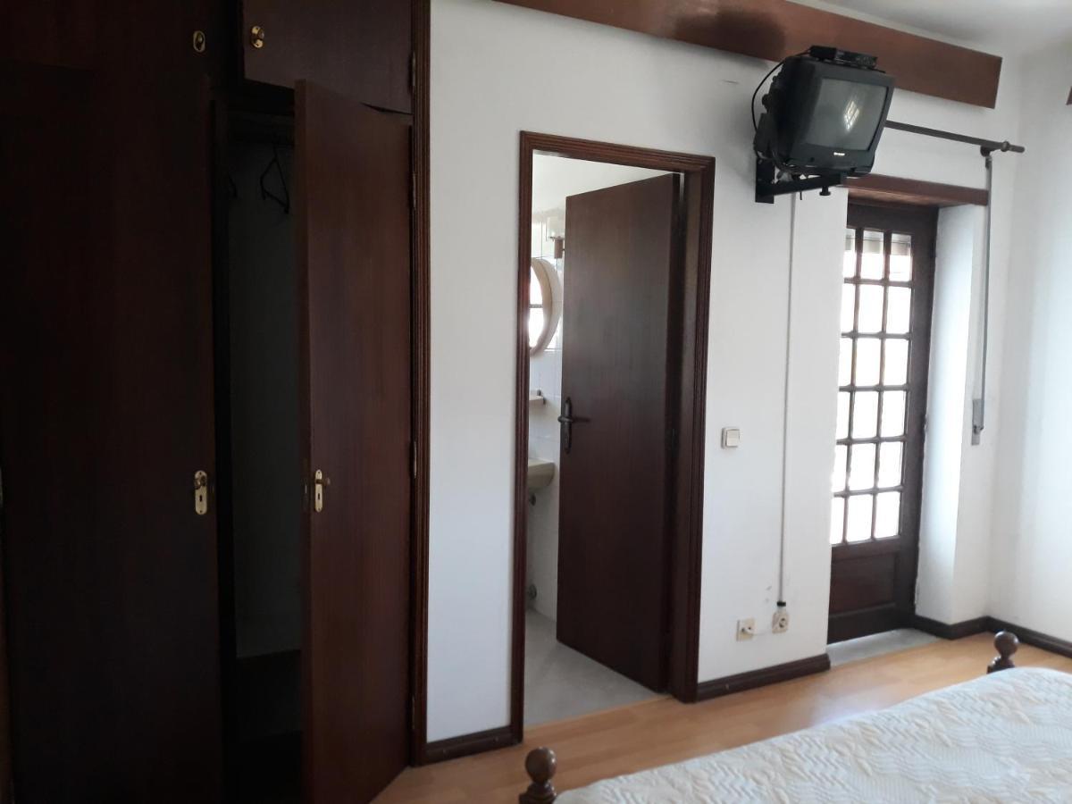 Pensao Repouso Do Peregrino Hotel Паредес де Коура Екстериор снимка